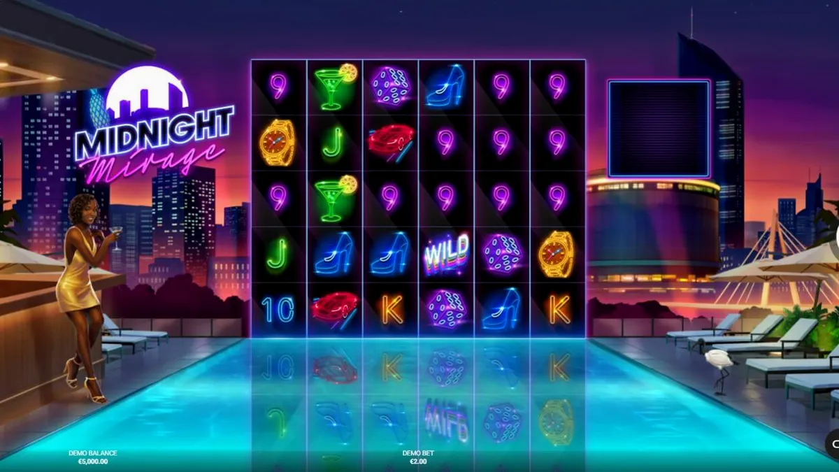Pemandangan neon kota di Midnight Mirage dengan grid slot yang bercahaya